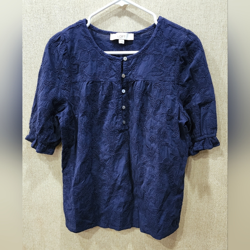 Loft blue lace short sleeve blouse, size Medium